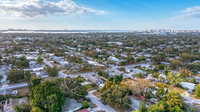 2411 VALENCIA DRIVE, Sarasota, FL 34239
