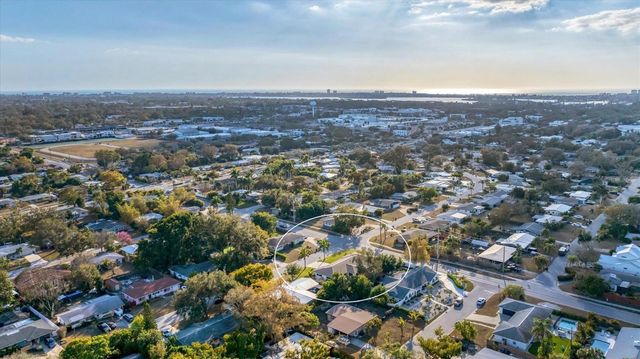 2411 VALENCIA DRIVE, Sarasota, FL 34239