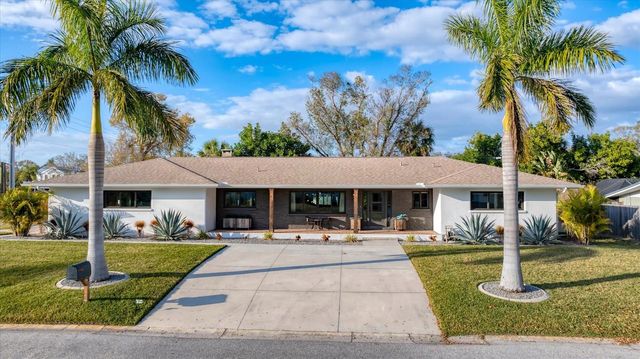 2411 VALENCIA DRIVE, Sarasota, FL 34239