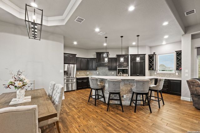137 RANCHERS WAY, Floresville, TX 78114