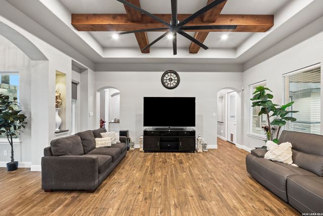 137 RANCHERS WAY, Floresville, TX 78114