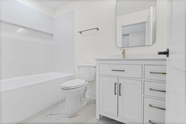 532 N CARROLLTON AVE, Baltimore, MD 21223