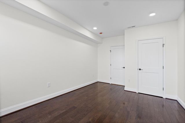 532 N CARROLLTON AVE, Baltimore, MD 21223