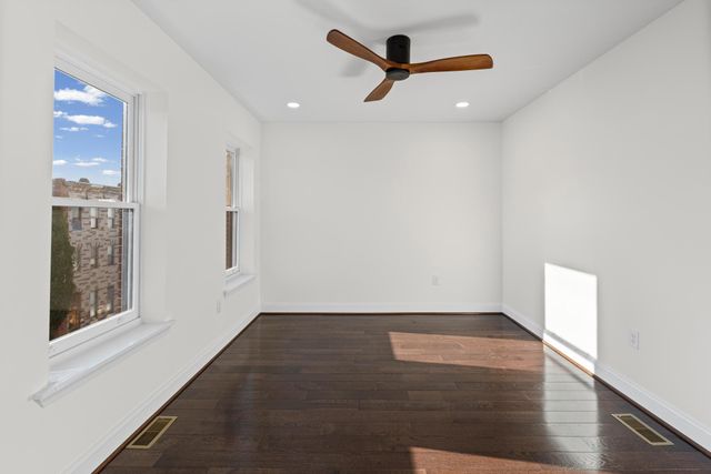 532 N CARROLLTON AVE, Baltimore, MD 21223