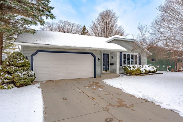 3740 S 11th STREET, Sheboygan, WI 53081