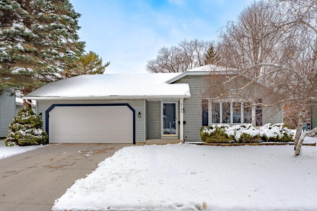 3740 S 11th STREET, Sheboygan, WI 53081