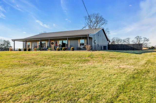 4830 Moses Rd, Columbia, TN 38401