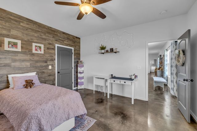 4830 Moses Rd, Columbia, TN 38401