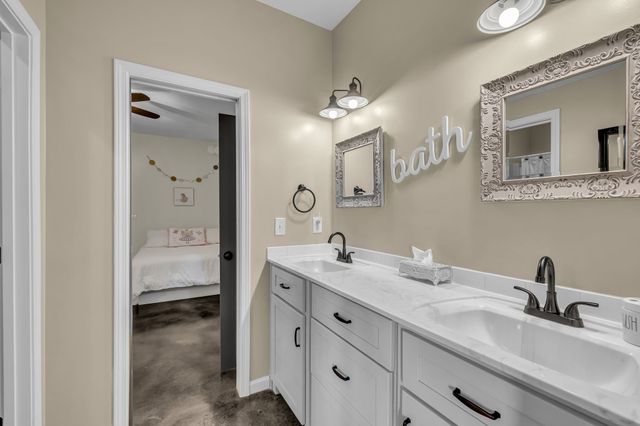 4830 Moses Rd, Columbia, TN 38401