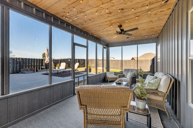 4830 Moses Rd, Columbia, TN 38401