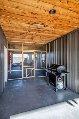 4830 Moses Rd, Columbia, TN 38401