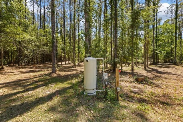 700 SW 105TH STREET, Trenton, FL 32693
