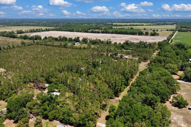 700 SW 105TH STREET, Trenton, FL 32693