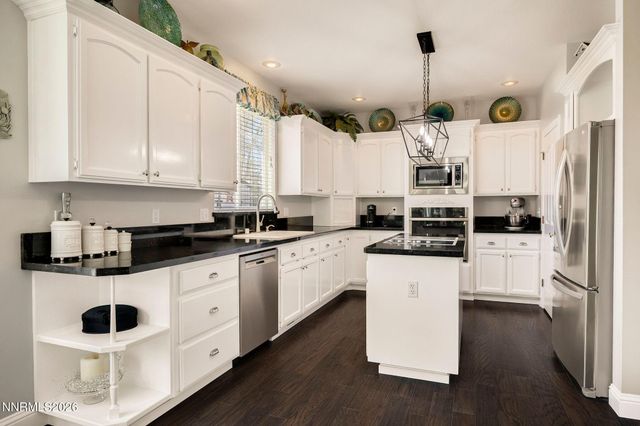 1666 Dogleg Road, Carson City, NV 89701