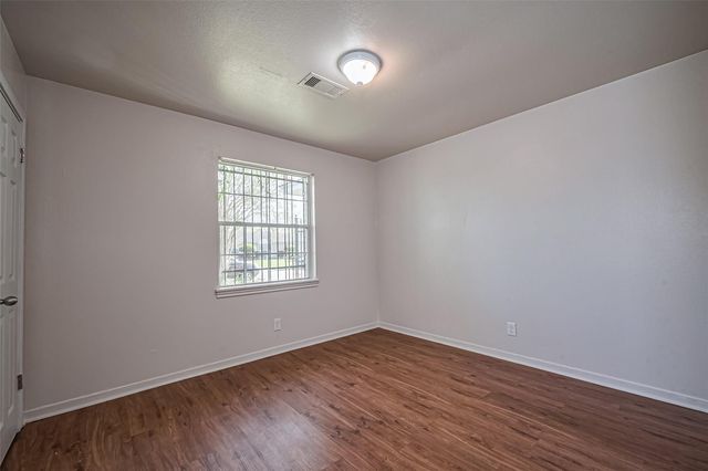 3730 Darlinghurst Drive, Houston, TX 77045