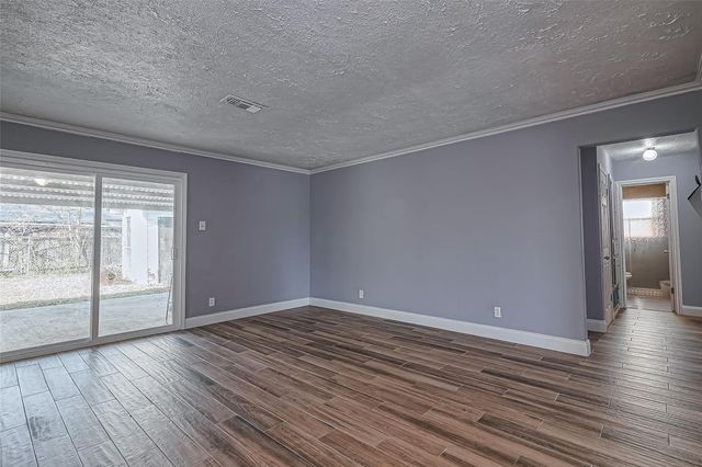 3730 Darlinghurst Drive, Houston, TX 77045