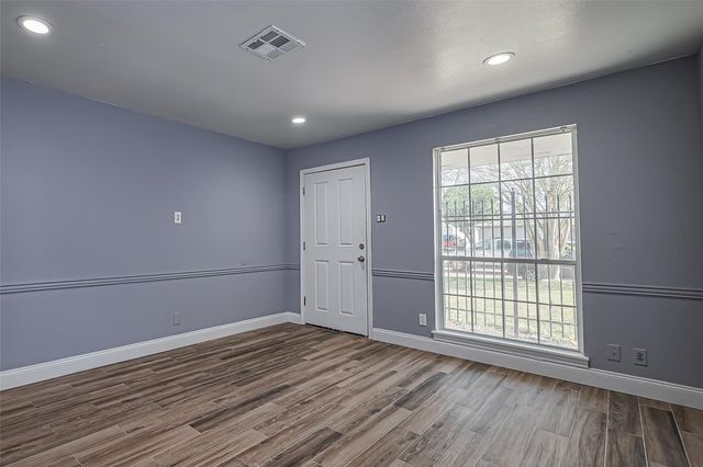 3730 Darlinghurst Drive, Houston, TX 77045