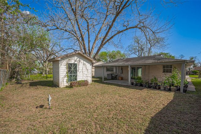 3730 Darlinghurst Drive, Houston, TX 77045