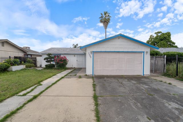 7992 Valley Green Dr, Sacramento, CA 95823