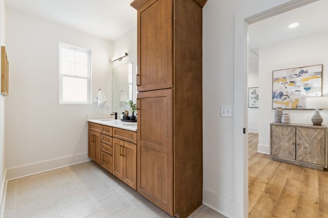 112 Honeywine St, Nashville, TN 37206