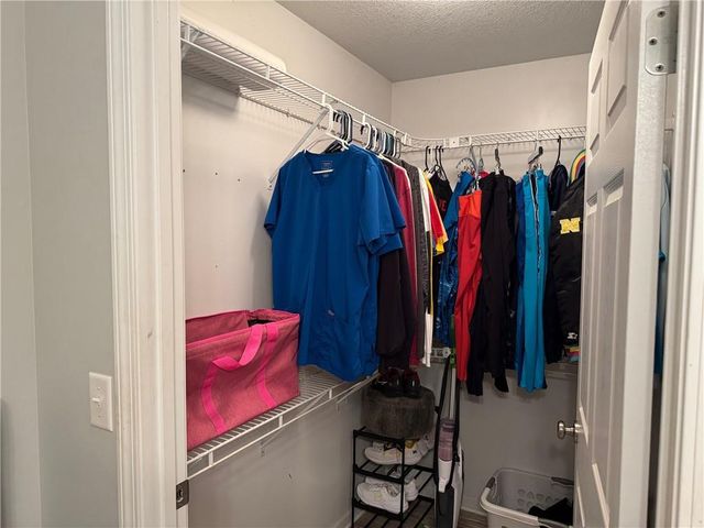 5600 NE 80th Terrace 1A, Kansas City, MO 64119