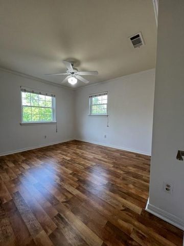 1403 Gracy DR, Austin, TX 78758