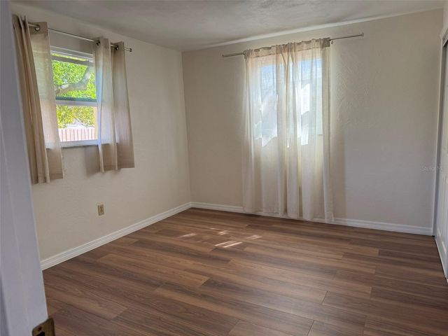 5301 55TH STREET N, St Petersburg, FL 33709