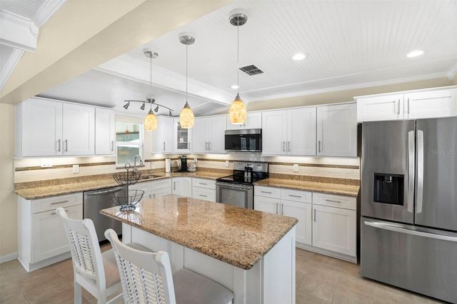 2648 46TH STREET S, Gulfport, FL 33711