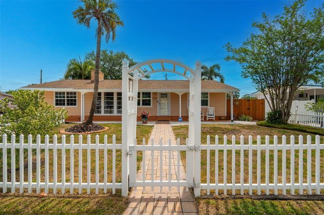 2648 46TH STREET S, Gulfport, FL 33711
