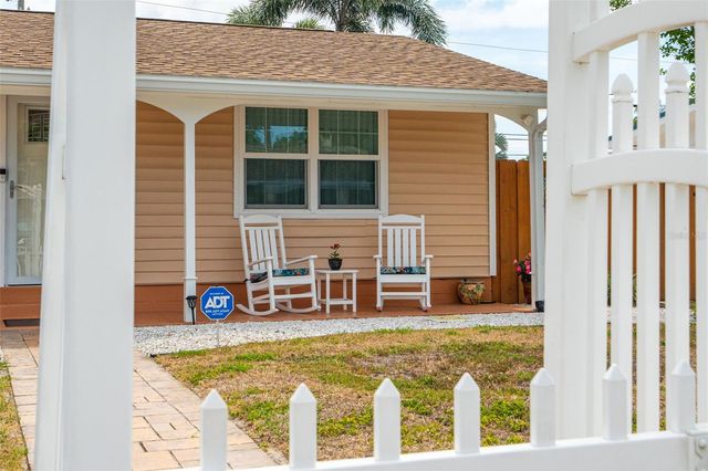 2648 46TH STREET S, Gulfport, FL 33711