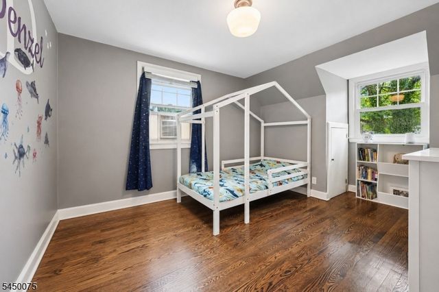 36 Burnet Hill Rd, Livingston Twp., NJ 07039