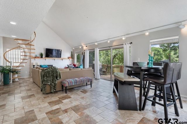 516 Hideaway Lane E, Hideaway, TX 75771