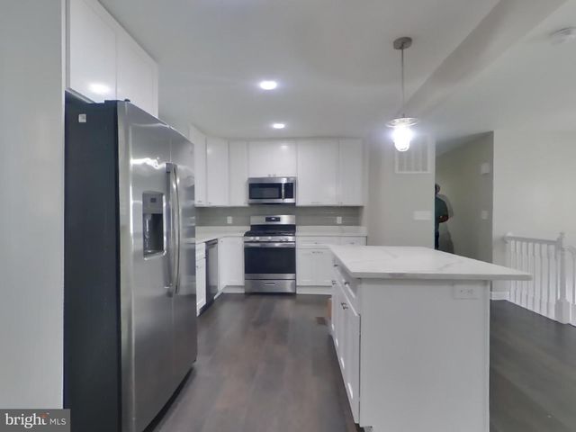 6022 LUCENTE AVE, Suitland, MD 20746