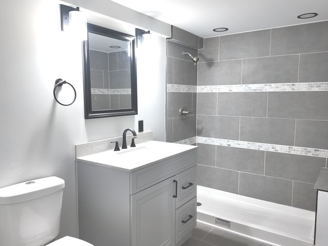 210 Calumet Boulevard, Harvey, IL 60426