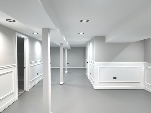 210 Calumet Boulevard, Harvey, IL 60426