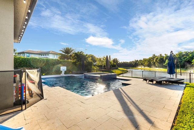 9387 Grand Prix Lane, Boynton Beach, FL 33472