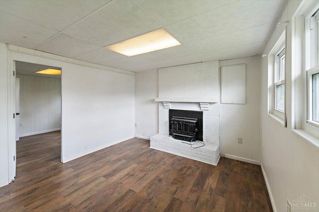 9925 Grasscreek Court, Cincinnati, OH 45231