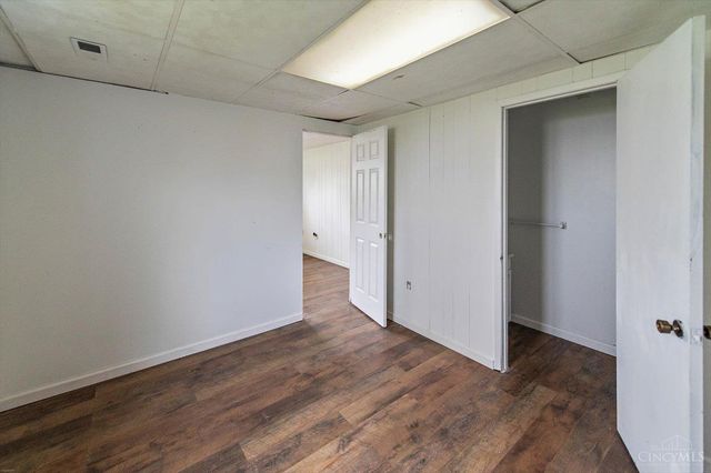 9925 Grasscreek Court, Cincinnati, OH 45231