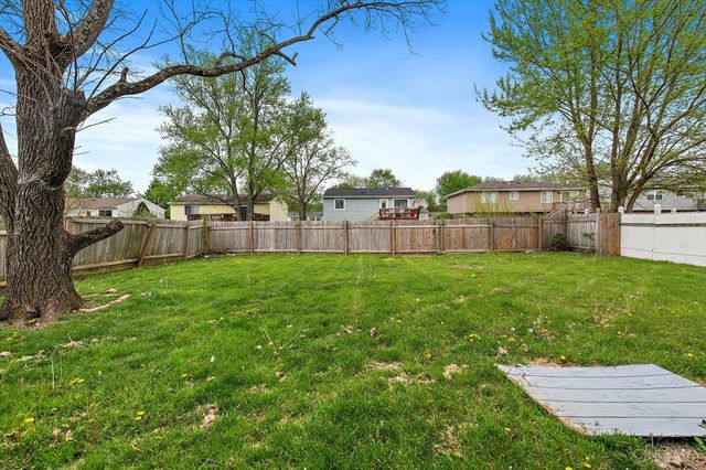9925 Grasscreek Court, Cincinnati, OH 45231