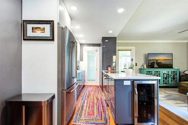 130 4TH AVENUE N 610, St Petersburg, FL 33701