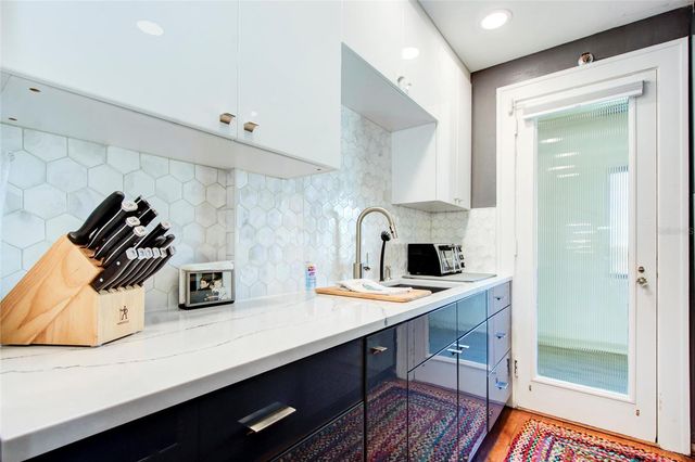 130 4TH AVENUE N 610, St Petersburg, FL 33701