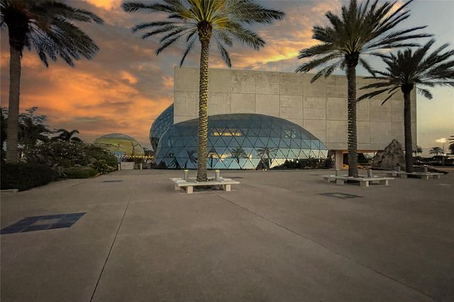 130 4TH AVENUE N 610, St Petersburg, FL 33701