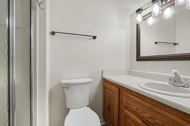 100 Ye Olde Kings Hwy Apt F, North Myrtle Beach, SC 29582