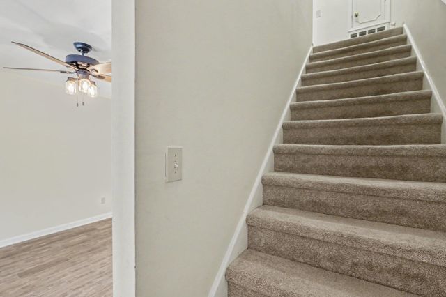 100 Ye Olde Kings Hwy Apt F, North Myrtle Beach, SC 29582