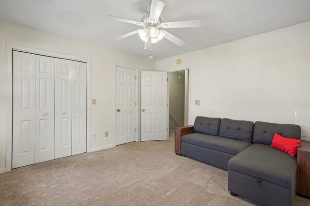 100 Ye Olde Kings Hwy Apt F, North Myrtle Beach, SC 29582