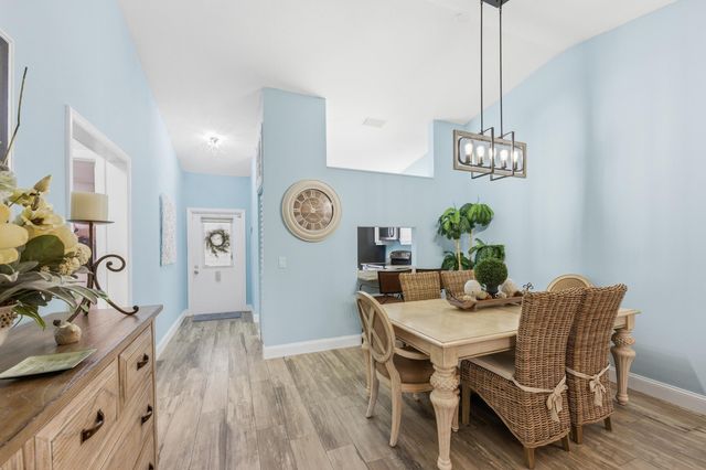 705 Sunny Pine Way H, Greenacres, FL 33415