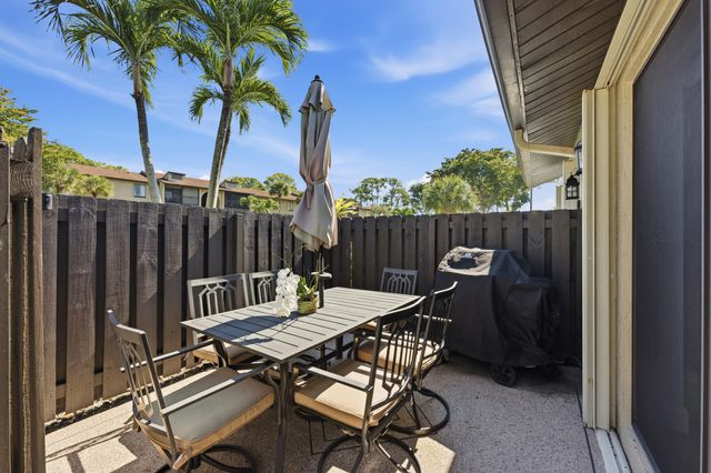 705 Sunny Pine Way H, Greenacres, FL 33415