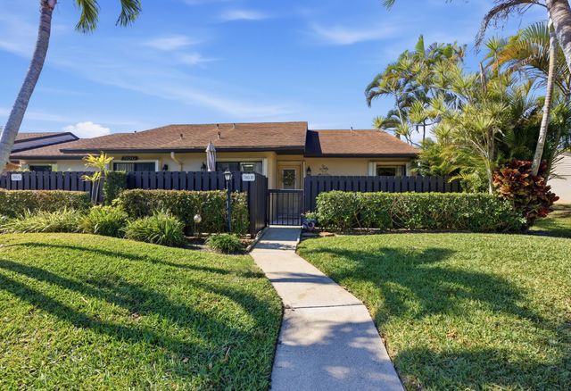 705 Sunny Pine Way H, Greenacres, FL 33415