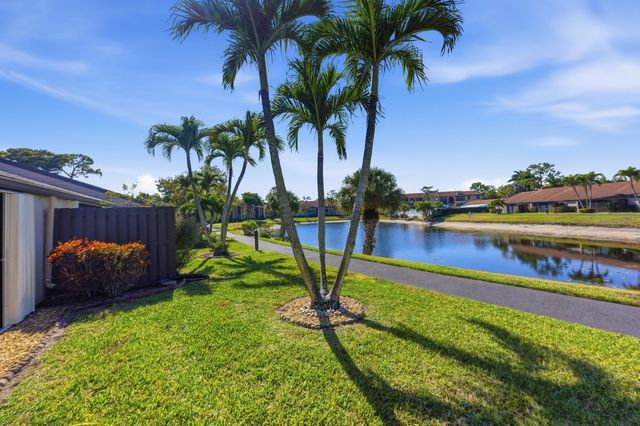 705 Sunny Pine Way H, Greenacres, FL 33415