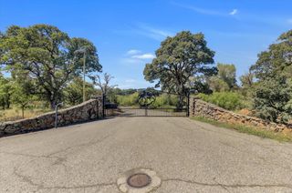 4326 Oak Creek Dr, Marysville, CA 95901